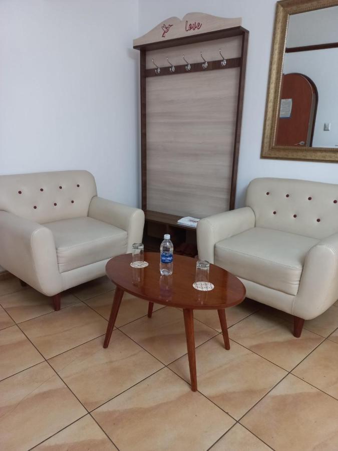Hotel Wayra Лима Экстерьер фото