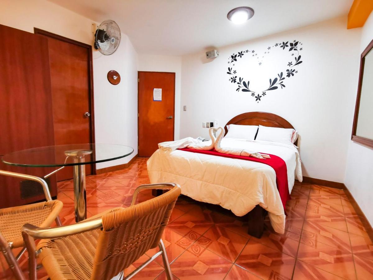 Hotel Wayra Лима Экстерьер фото