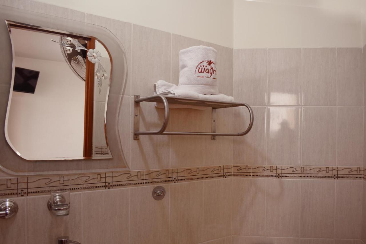 Hotel Wayra Лима Экстерьер фото